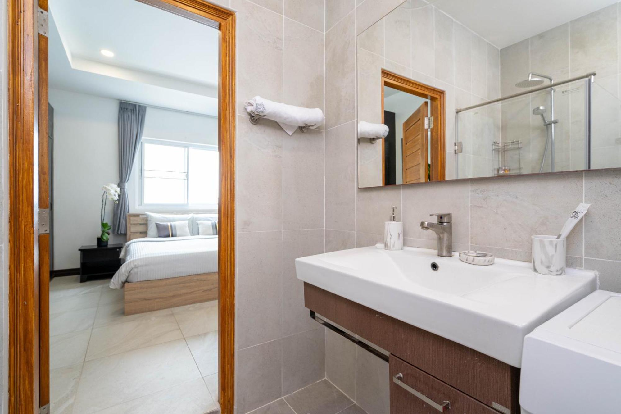 Apartment 1 Bedroom In Naiharn T Ban Saiyuan Exterior foto